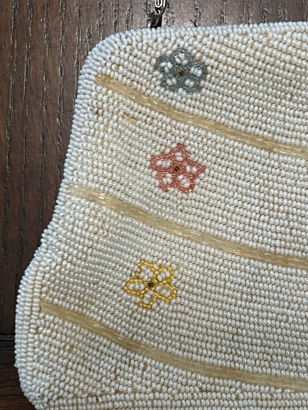 Vintage Jorelle Bags Handmade Beaded Coin Purse Bag Flower Print Made Japan - Picture 3 of 9